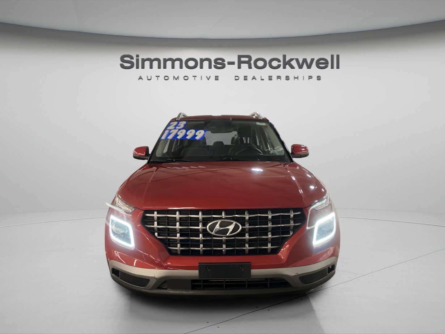 Used 2023 Hyundai Venue Limited w/ Cargo Package image 2