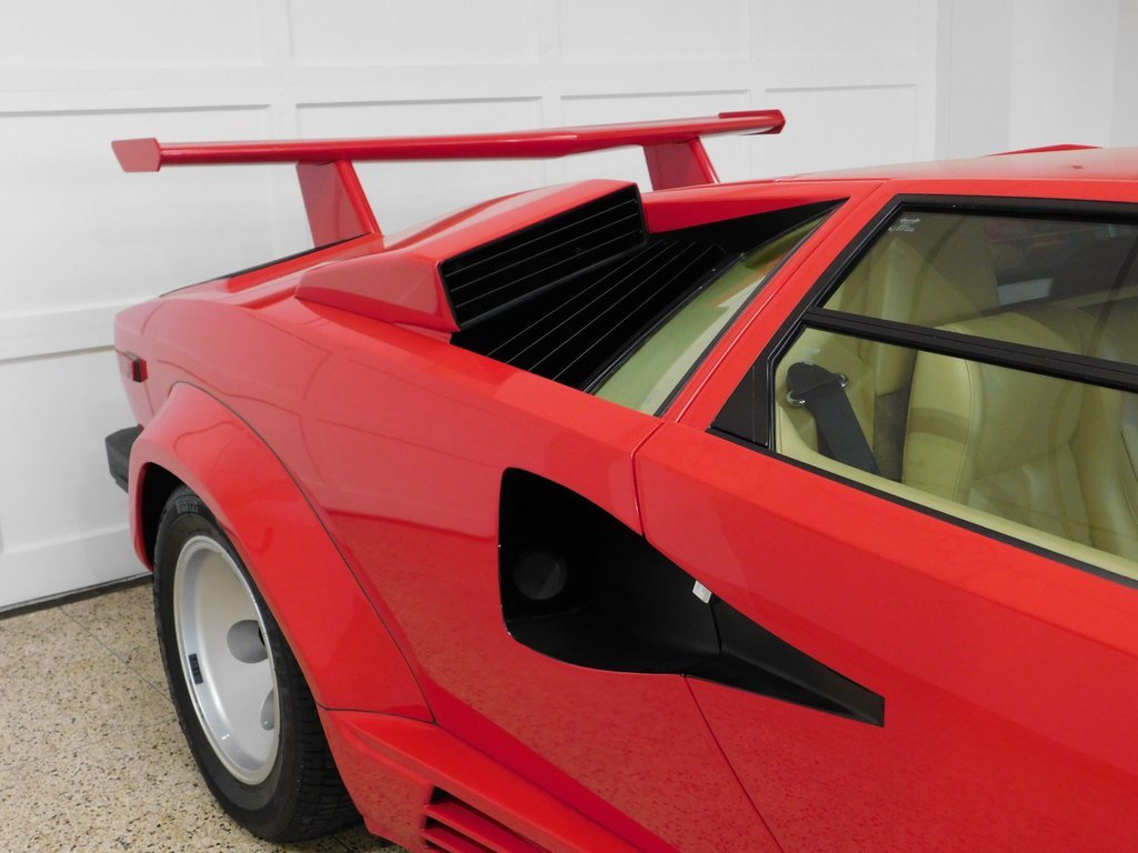Used 1986 Lamborghini Countach Coupe image 10