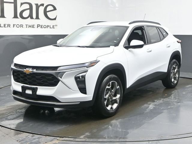 New 2026 Chevrolet Trax LT w/ Driver Confidence Package image 12