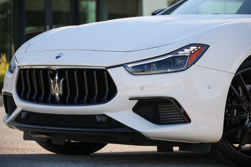 Used 2024 Maserati Ghibli Modena Ultima Q4 AWD/4WD image 10