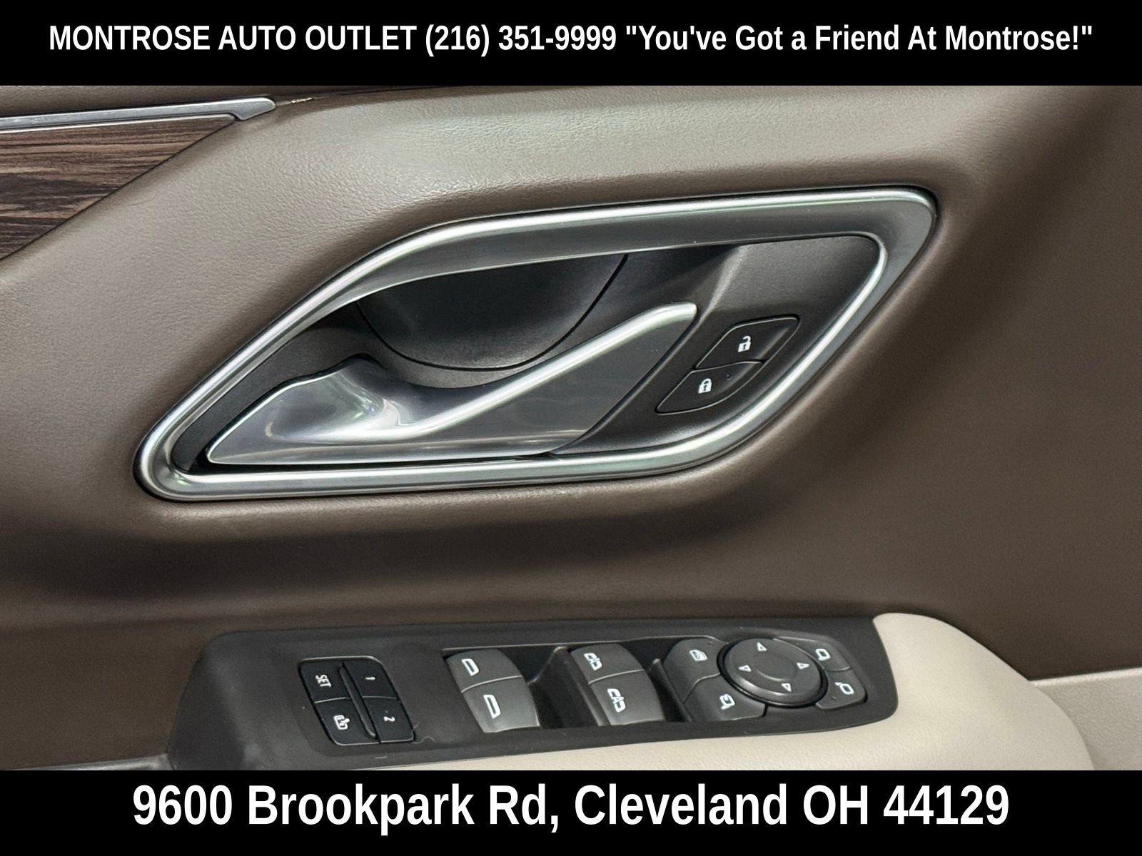 Used 2022 Chevrolet Tahoe Z71 w/ Z71 Off-Road Package AWD/4WD image 15