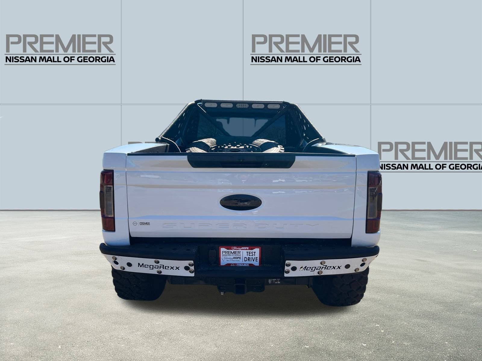 Used 2019 Ford F350 Lariat w/ Lariat Ultimate Package AWD/4WD image 6