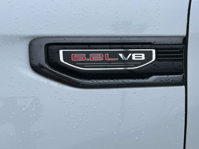 Used 2024 GMC Sierra 1500 AT4 AWD/4WD image 9