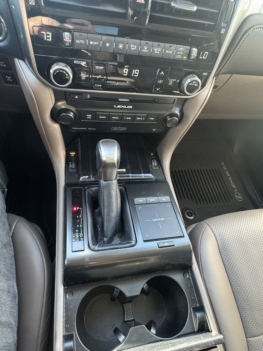 Used 2023 Lexus GX 460 Luxury w/ Sport Design Package AWD/4WD image 11