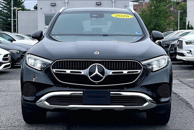 Used 2026 Mercedes-Benz GLC 300 4MATIC image 2