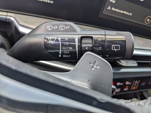 Used 2025 Kia Sorento SX Prestige AWD/4WD image 32