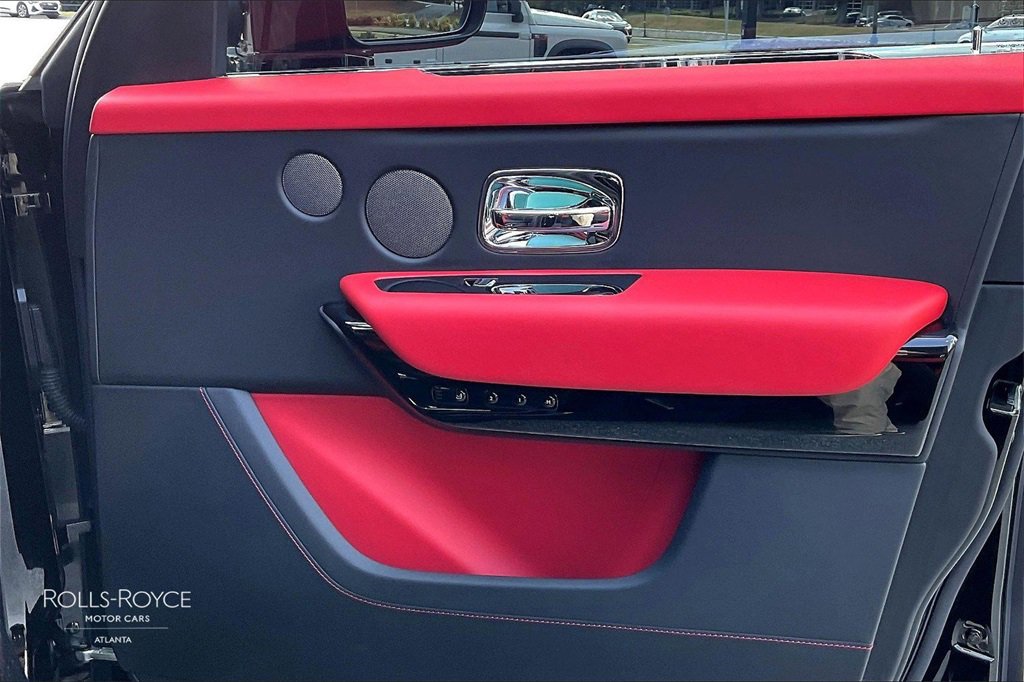 Certified 2025 Rolls-Royce Cullinan image 23