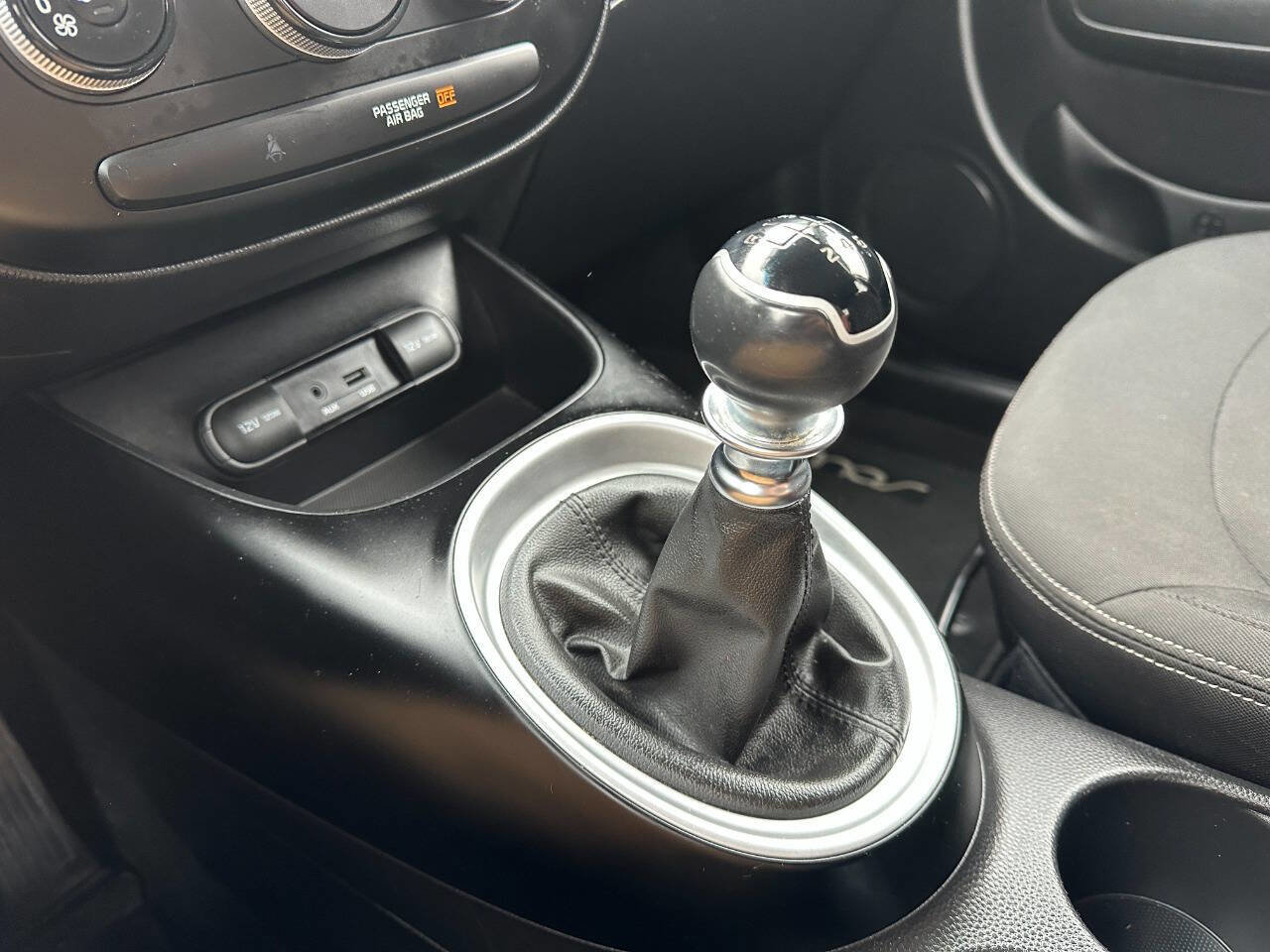 Used 2014 Kia Soul Base 4dr Crossover 6M image 42