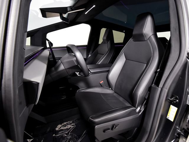 Used 2024 Tesla Cybertruck AWD Crew Cab image 4