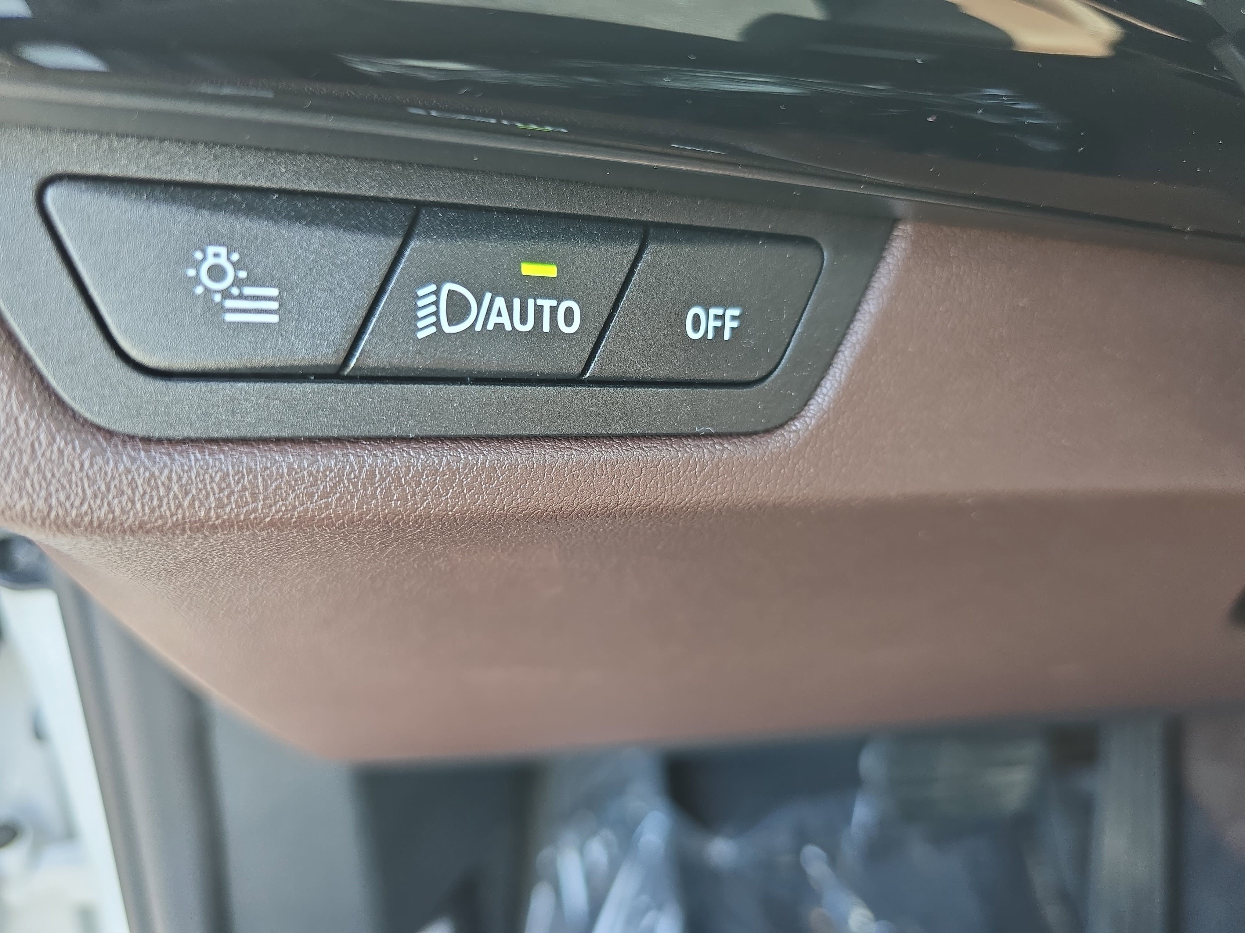 Used 2024 BMW X1 xDrive28i w/ Convenience Package image 27