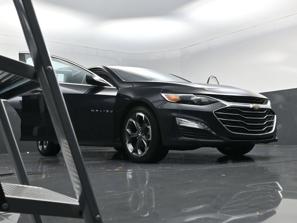 Used 2023 Chevrolet Malibu LT image 25