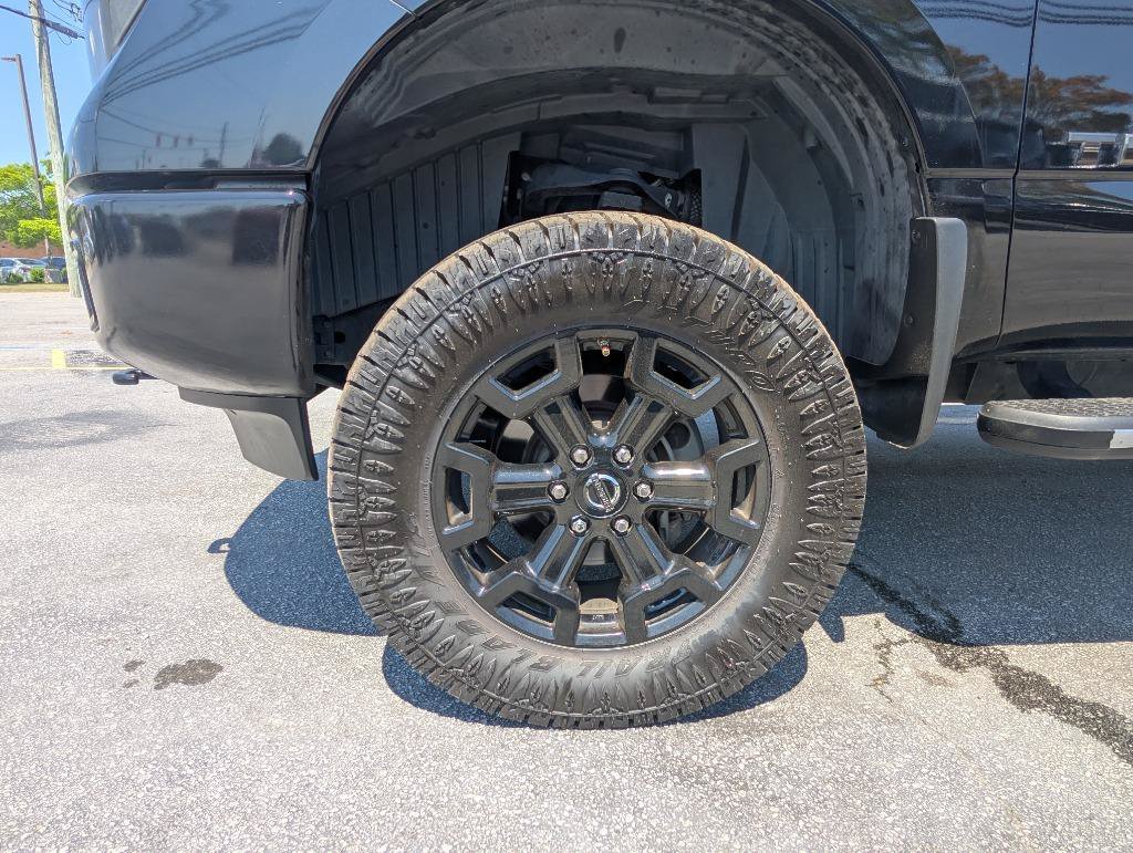 Used 2016 Nissan Titan SL AWD/4WD image 13
