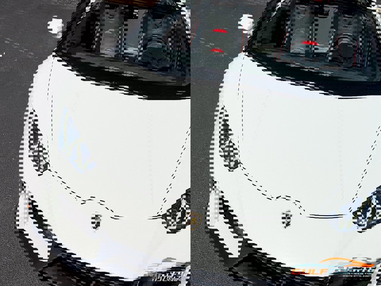 Used 2020 Lamborghini Huracan EVO image 4