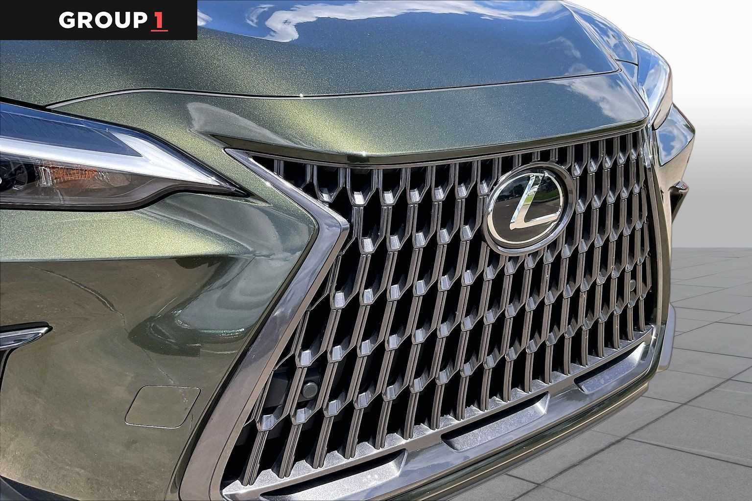 Certified 2025 Lexus NX 250 FWD w/ Cold Area Package image 27