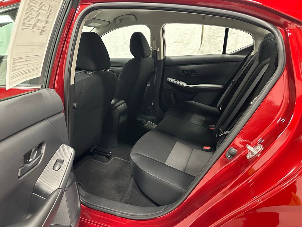 Used 2025 Nissan Sentra SV image 39