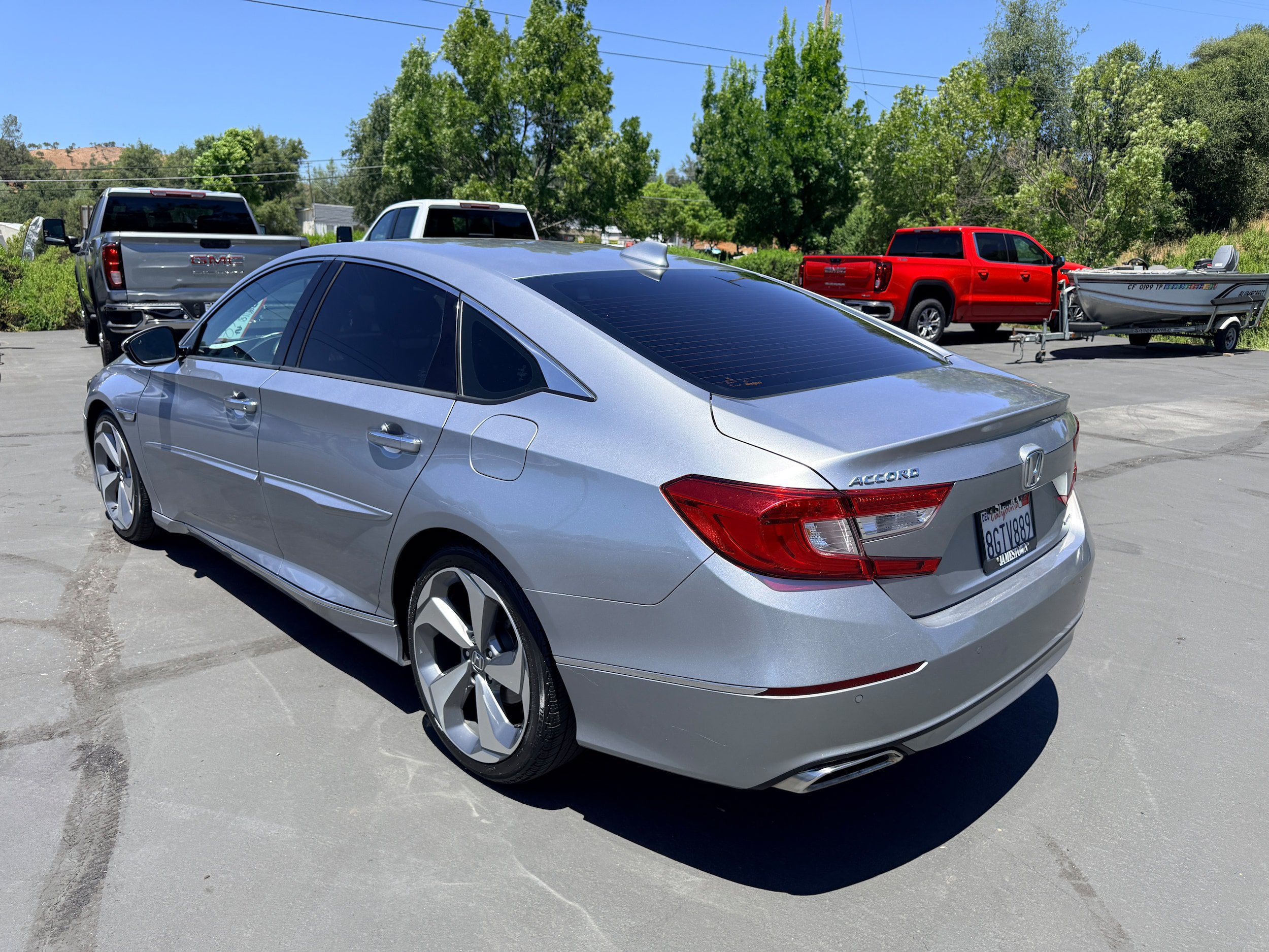 Used 2018 Honda Accord Touring image 8