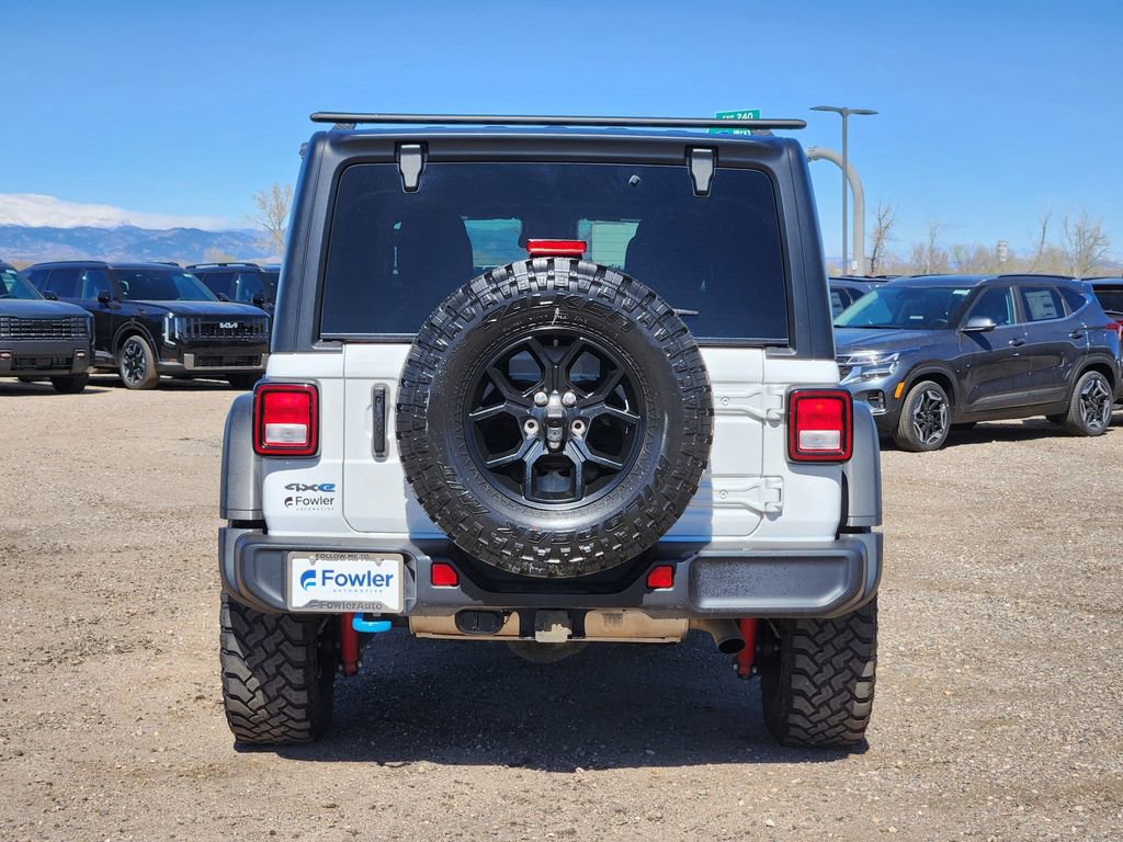 Used 2024 Jeep Wrangler Unlimited AWD/4WD image 11