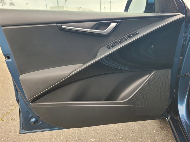 Used 2023 Kia Niro EX Touring image 18