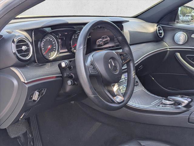 Used 2018 Mercedes-Benz E 400 4MATIC Sedan image 9