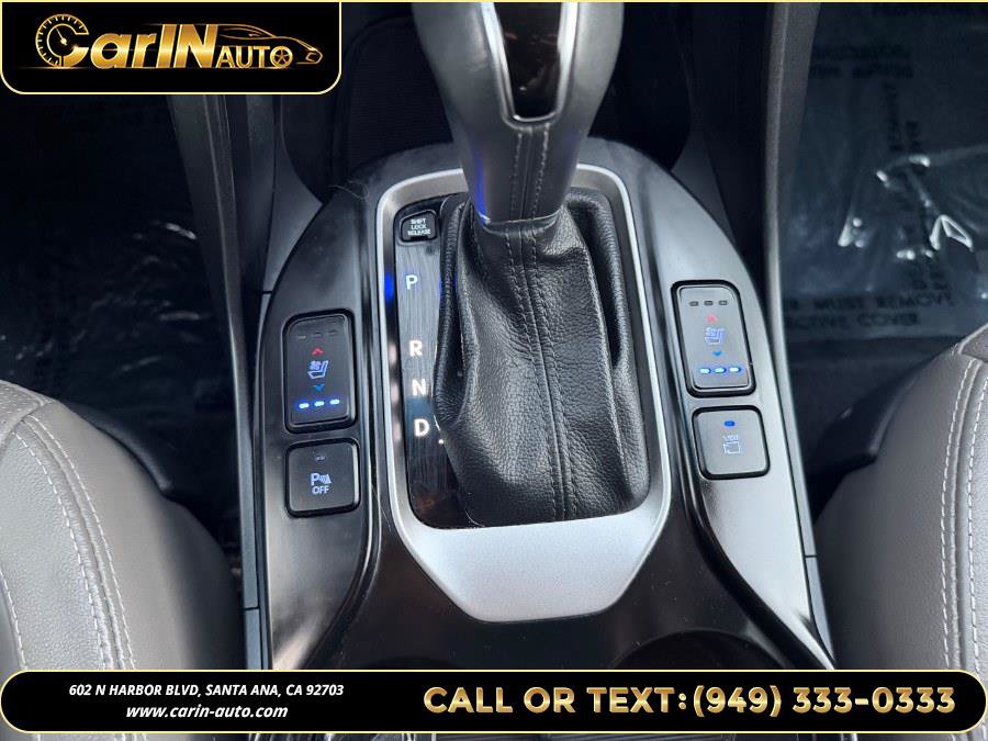 Used 2018 Hyundai Santa Fe Limited FWD image 21