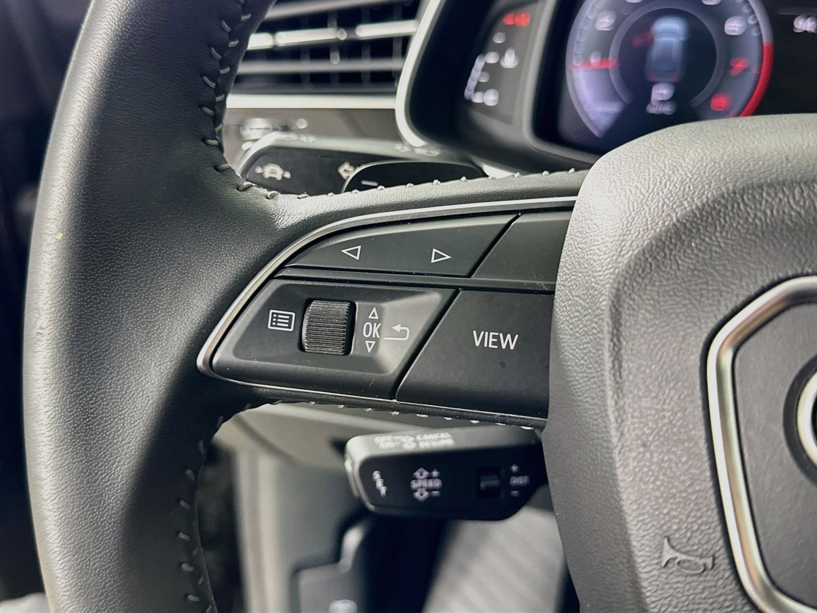 Used 2019 Audi Q8 Premium Plus AWD/4WD image 18