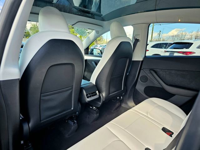Used 2024 Tesla Model Y Long Range image 23