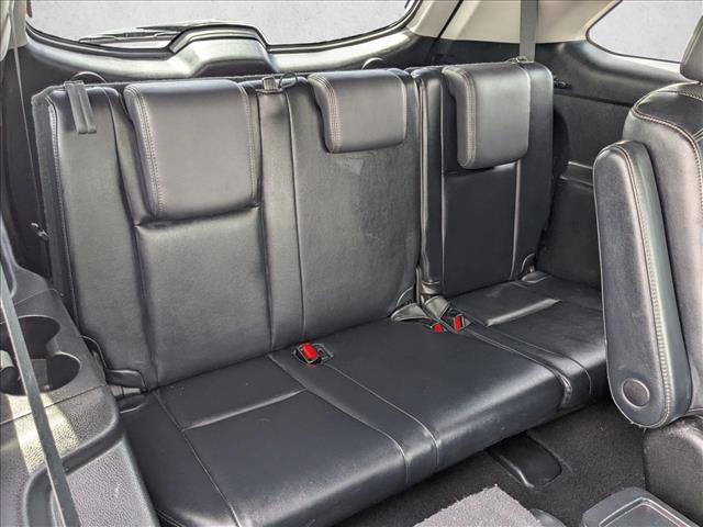 Used 2014 Toyota Highlander Limited Platinum FWD image 22