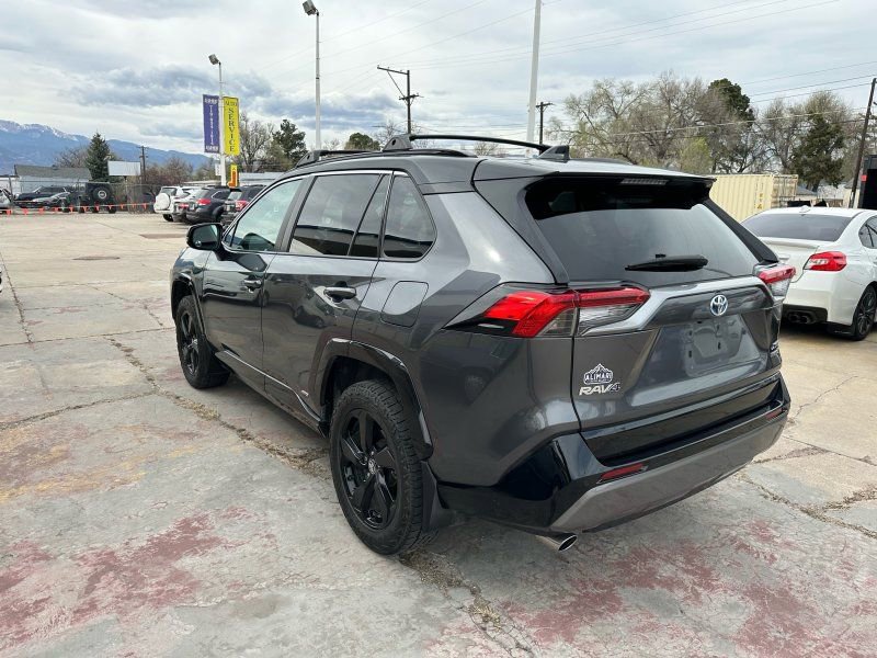 Used 2020 Toyota RAV4 XSE AWD/4WD image 5