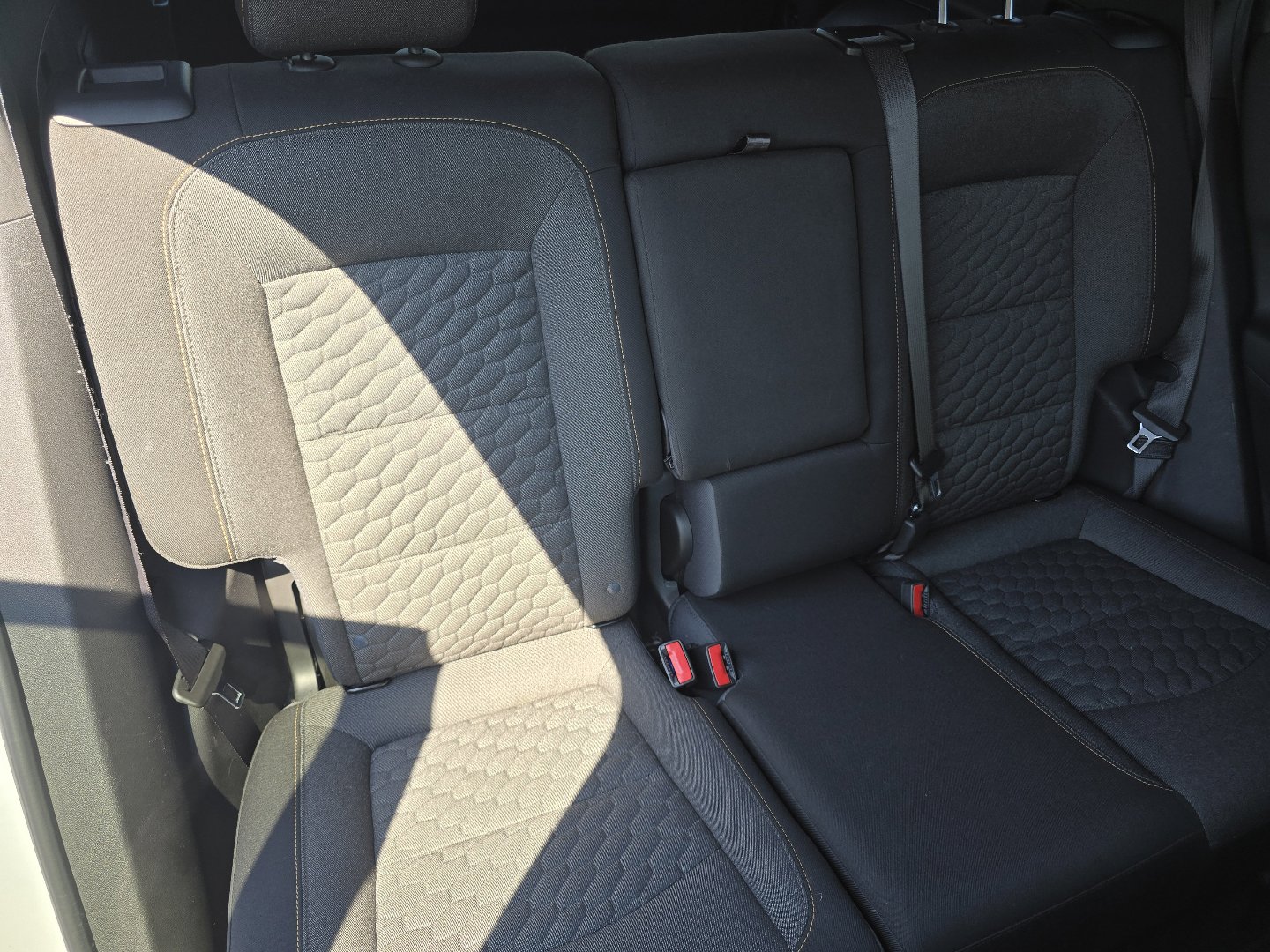 Used 2021 Chevrolet Equinox LT FWD image 24