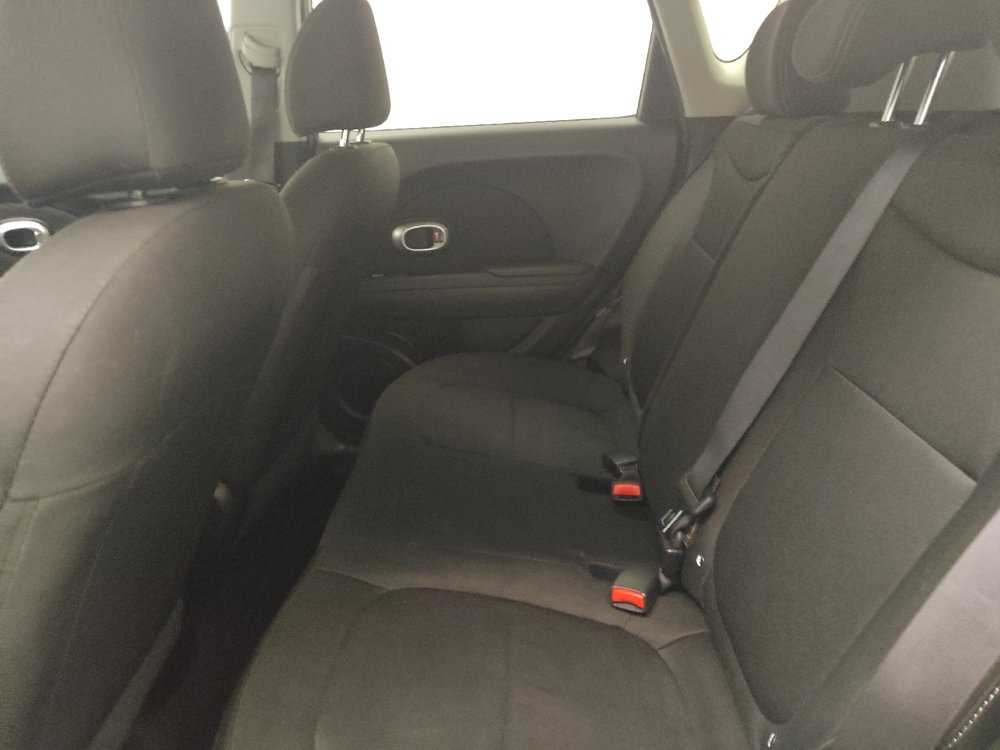 Used 2019 Kia Soul FWD image 18