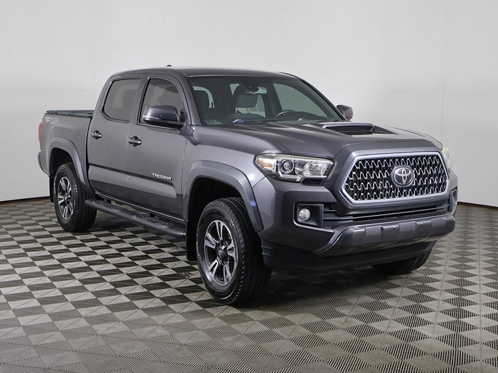 Used 2018 Toyota Tacoma TRD Sport AWD/4WD image 46