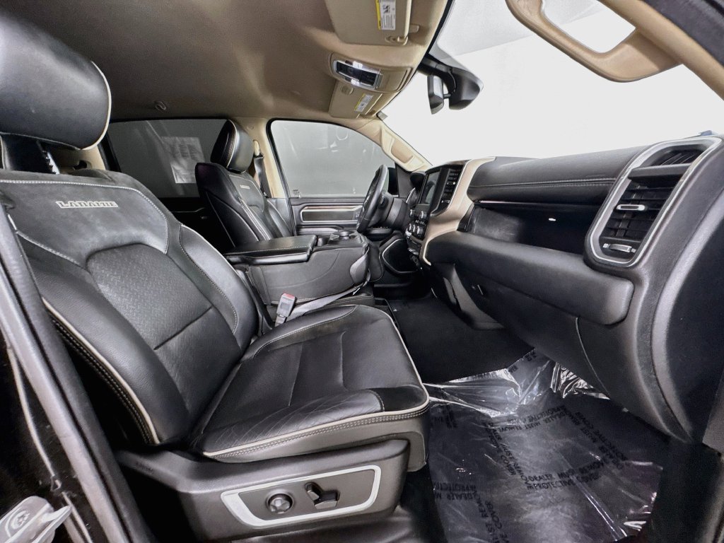 Used 2019 RAM 1500 Laramie AWD/4WD image 34