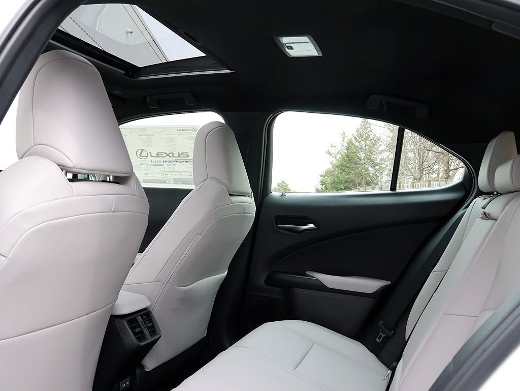 New 2026 Lexus UX 300h AWD image 15