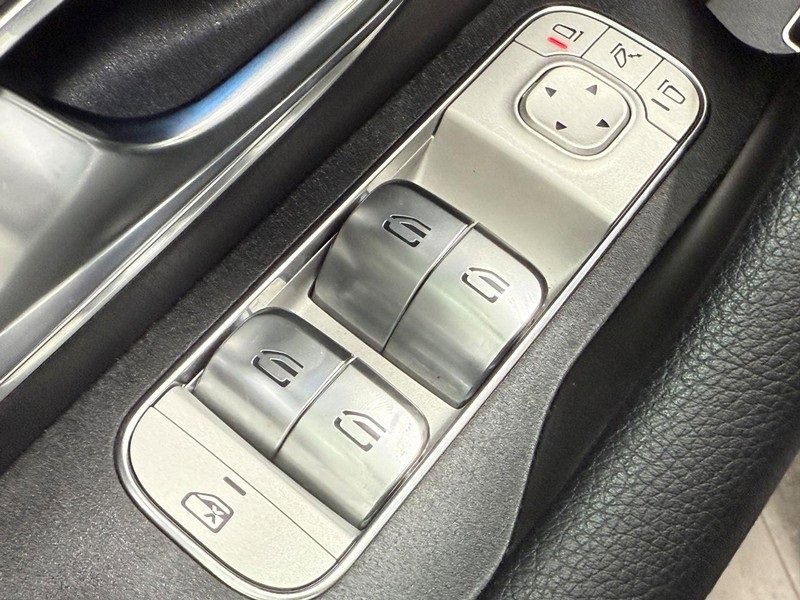 Certified 2025 Mercedes-Benz GLS 450 4MATIC image 18