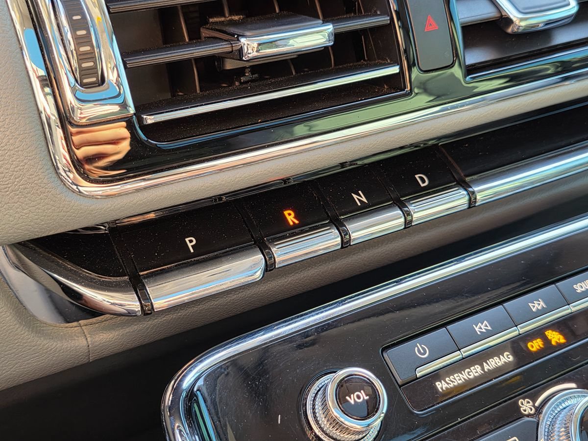 Used 2018 Lincoln Navigator L Select w/ Technology Package RWD image 46