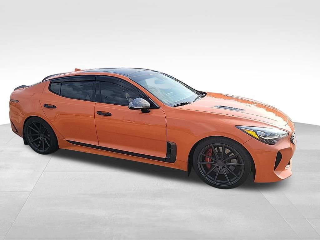 Used 2021 Kia Stinger GT2 image 2
