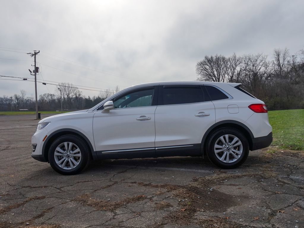 Used 2016 Lincoln MKX Premiere image 8