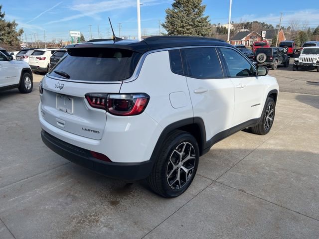 Used 2024 Jeep Compass Limited image 6