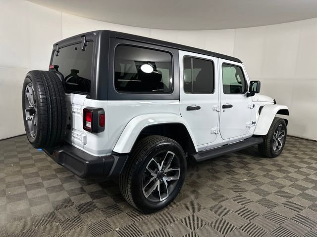 Used 2024 Jeep Wrangler Unlimited w/ Convenience Group image 3