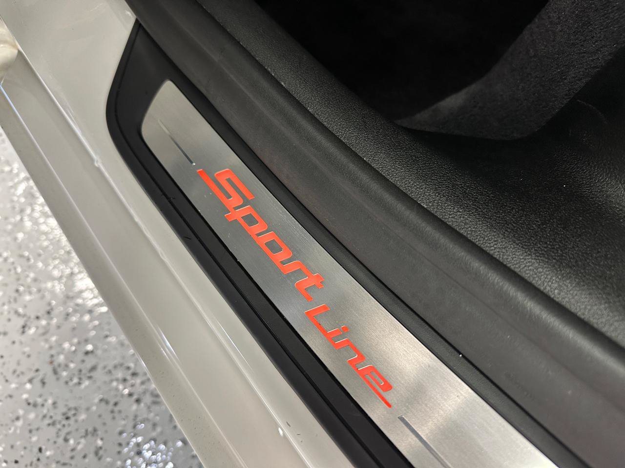 Used 2019 BMW 530i w/ Convenience Package RWD image 20