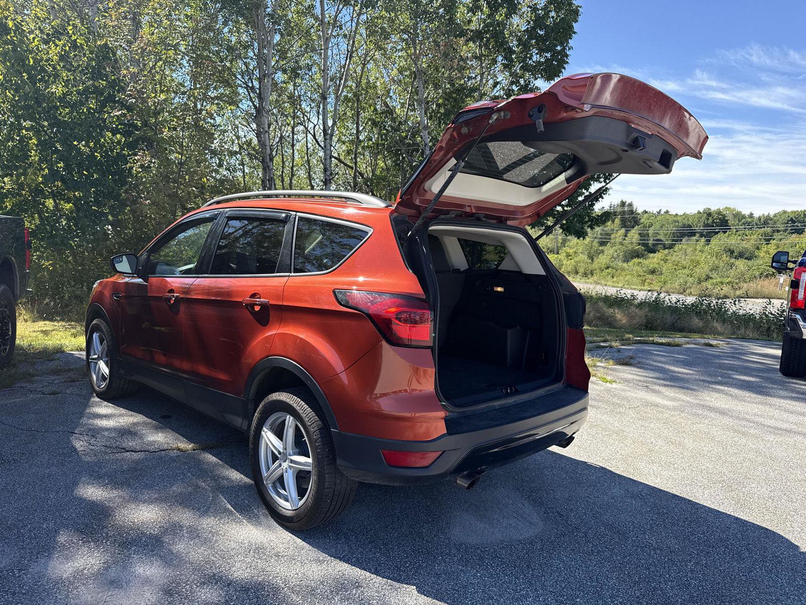 Used 2019 Ford Escape SE AWD/4WD image 14