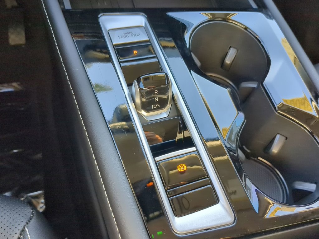 New 2026 Volkswagen Atlas SE FWD image 27
