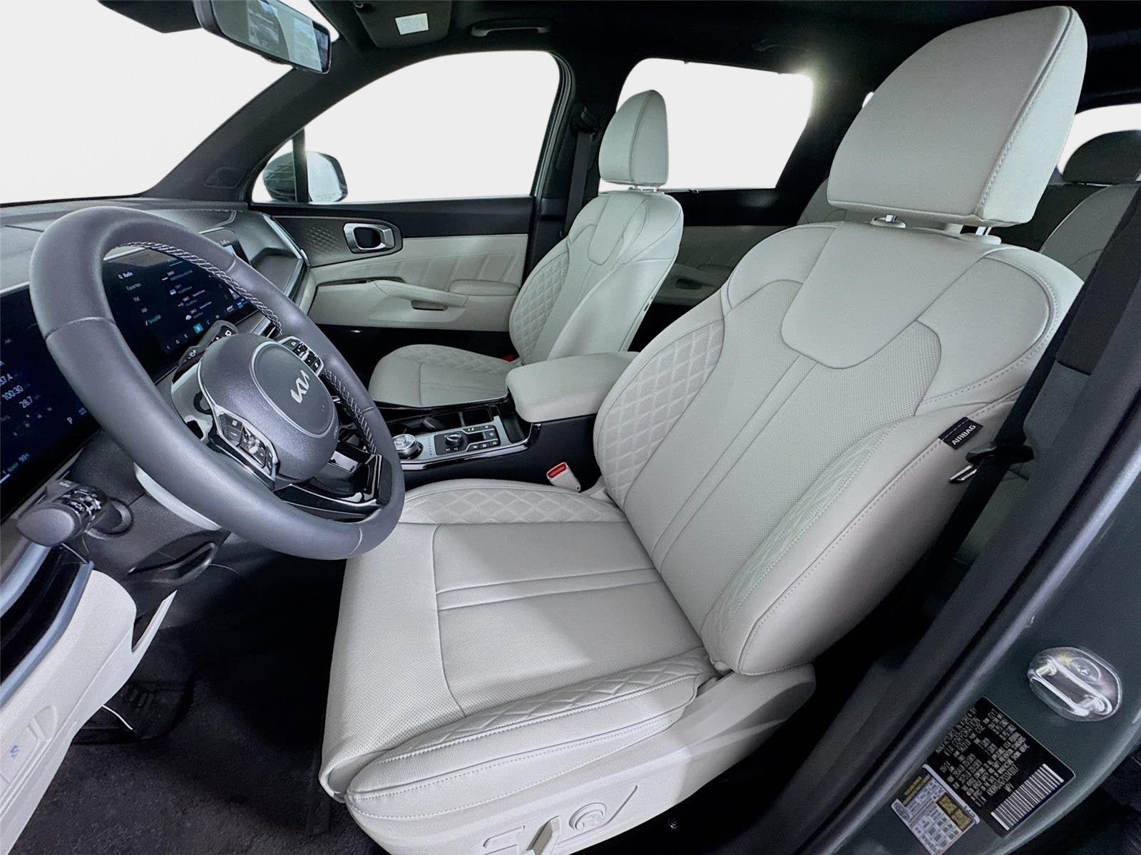 Used 2025 Kia Sorento SX Prestige AWD/4WD image 12