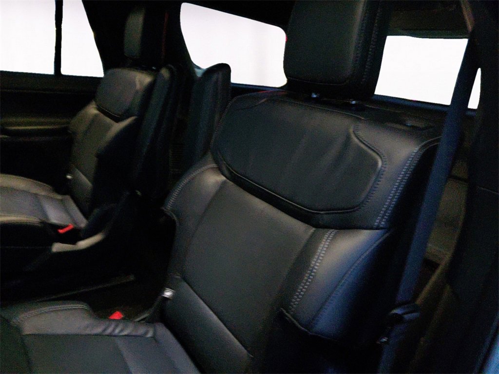 New 2025 Ford Expedition Platinum w/ Stealth Performance Package image 13