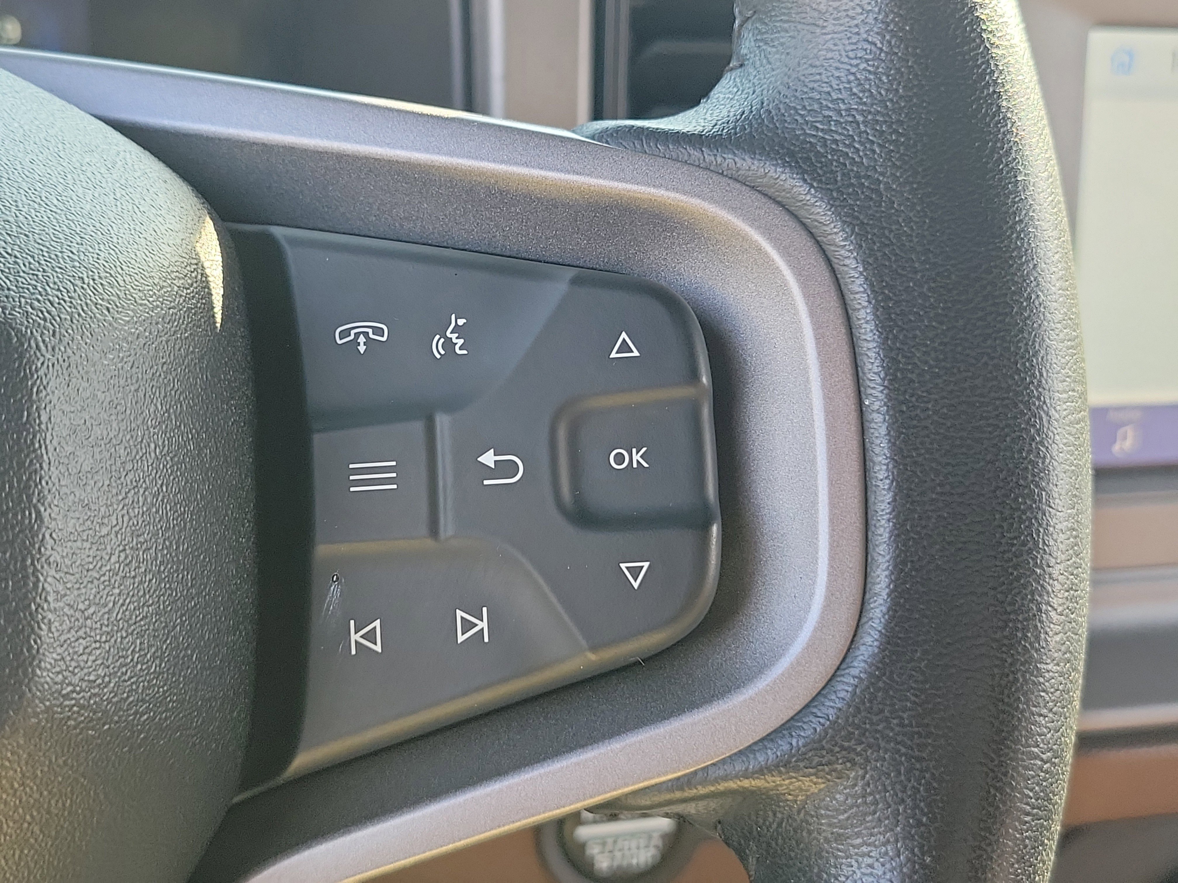 Used 2023 Ford Bronco Outer Banks image 28