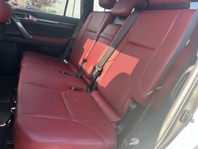 Used 2023 Lexus GX 460 Luxury w/ Accessory Package AWD/4WD image 25