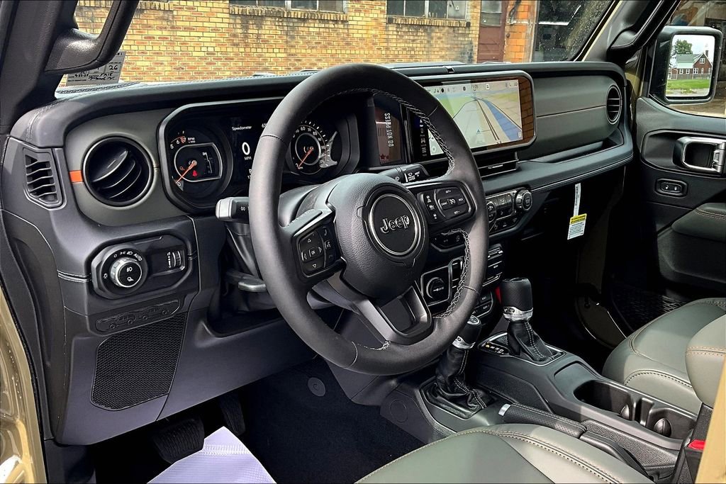 New 2025 Jeep Gladiator Mojave image 6