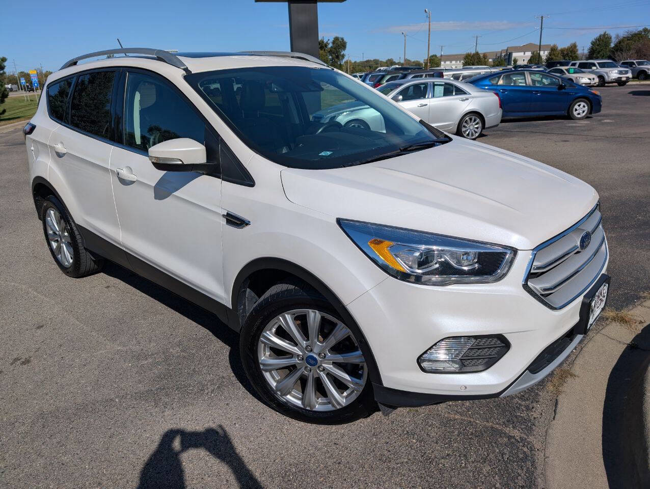 Used 2018 Ford Escape Titanium w/ Ford Safe & Smart Package image 3