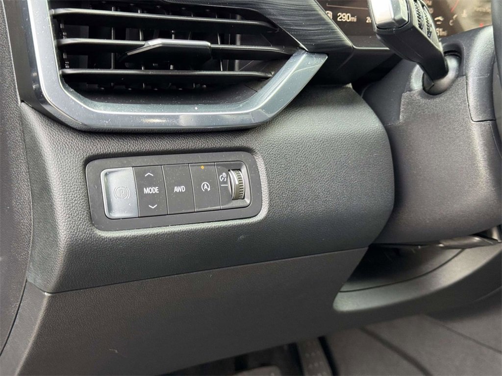 Used 2025 GMC Acadia Elevation image 10