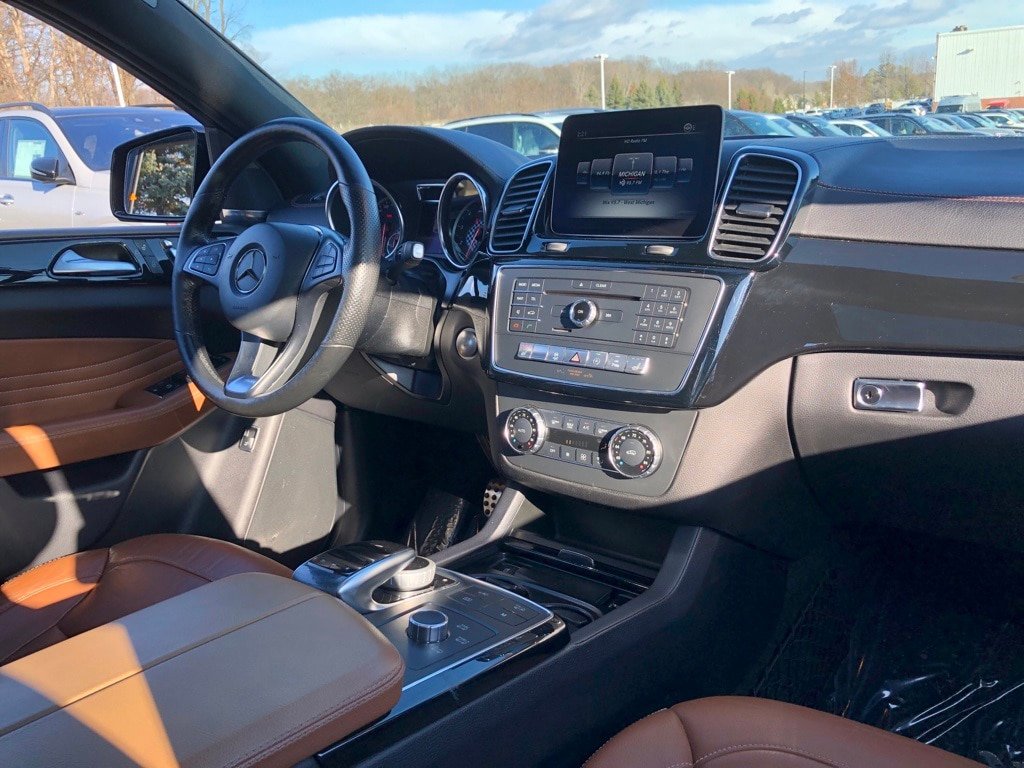 Used 2018 Mercedes-Benz GLE 43 AMG 4MATIC Coupe w/ Parking Assist Package image 17